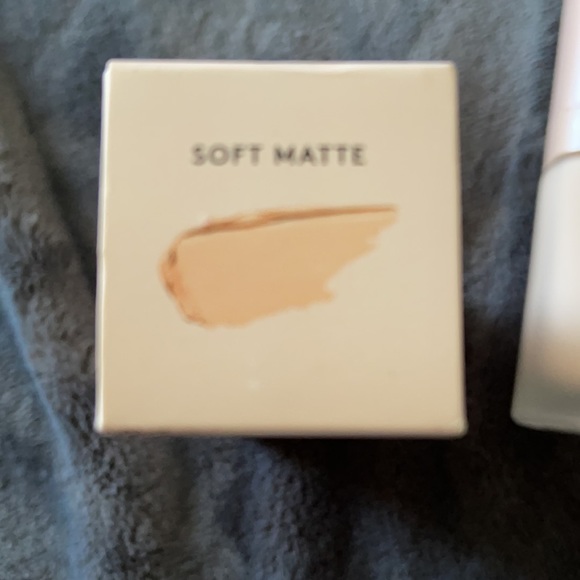 Fenty Pro Filt’r Mini Instant Retouch Primer - Picture 3 of 5